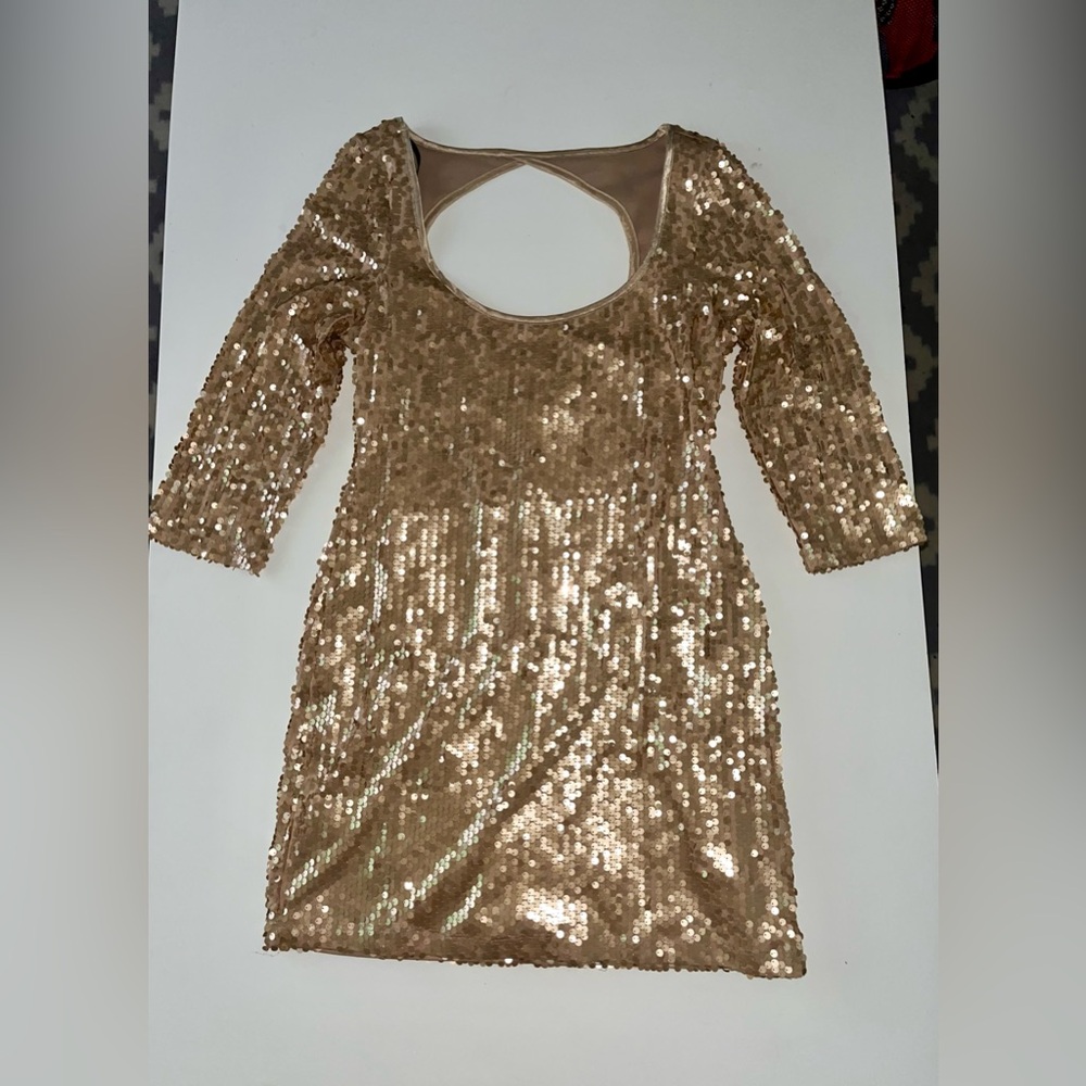 arden b sequin dress 90s Ombre Mini Women's Vintage Black to Blue to Gold Danc – Mags Rags stretch sequinned mesh with stretch knit lining (100% polyester) Model Info Arden B | Dresses |